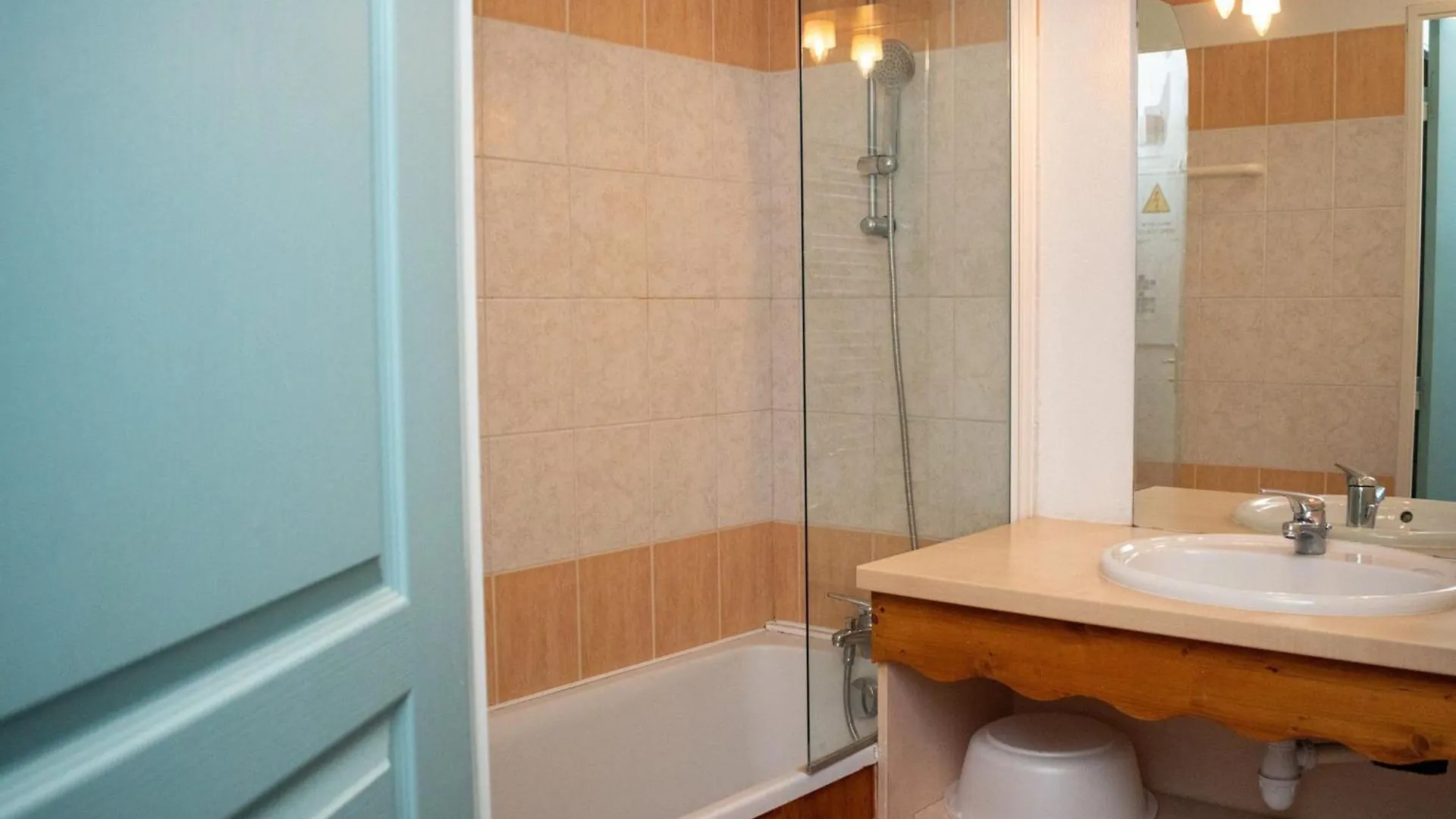 Appartement Residence Le Hameau Du Puy A Superdevoluy - 6 Pers, 300M Des Pistes, Piscine Chauffee - Fr-1-504-473 Apartment